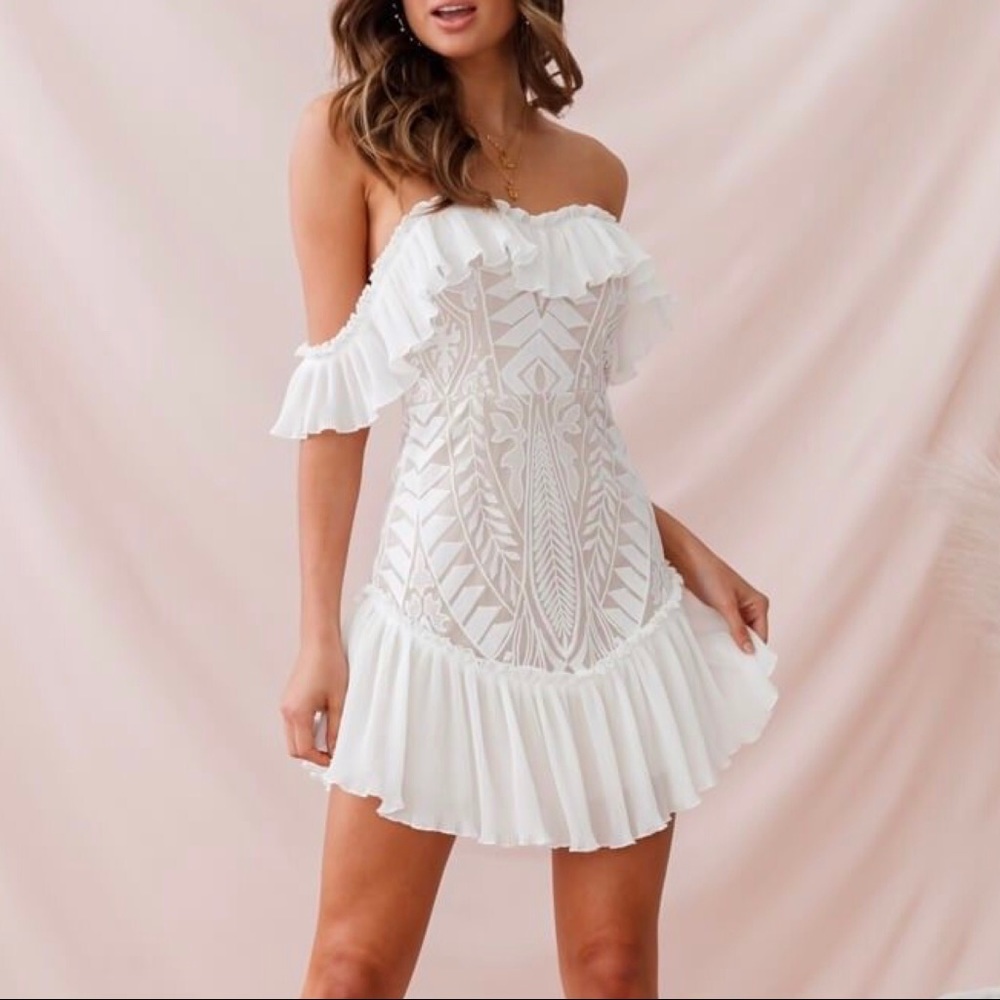 NWT: Dreamy Off-The-Shoulder Mini Dress